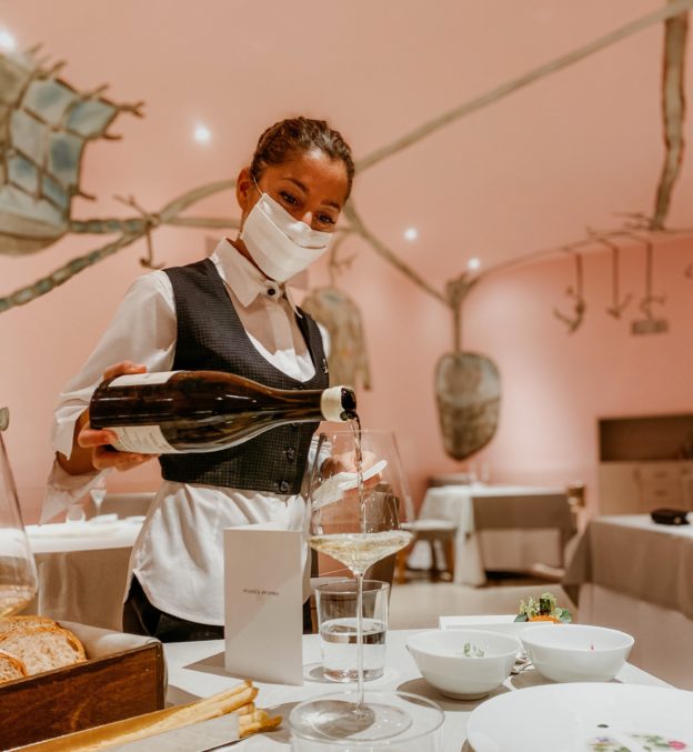 Sara Checchi, Sommelier Piazza Duomo di Alba, tre stelle Michelin